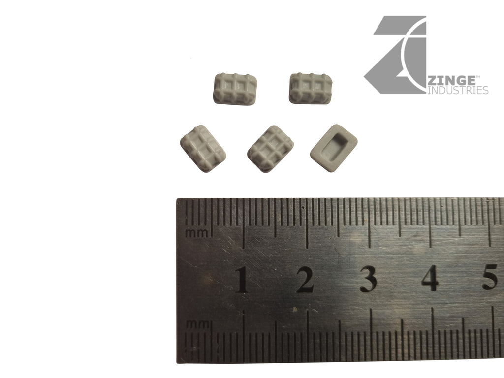 Small Rectangle Bulkhead Lights - Sprue of 5